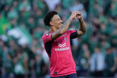 巴媒：申花签巴西前锋拉唐达协议 德转身价300万欧