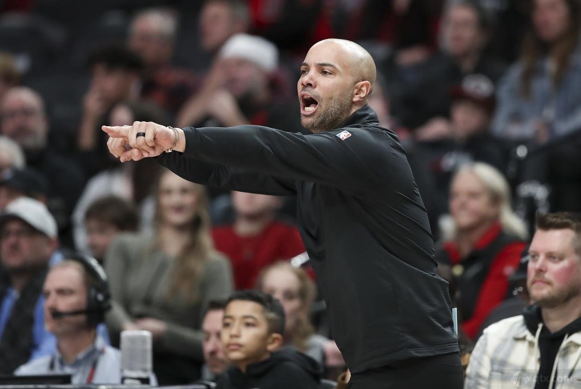 篮网成新赛季唯一不胜球队