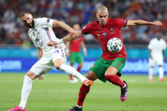 欧足联预测葡萄牙vs法国首发 拉比奥红牌停赛