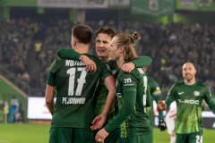 佩契诺维奇成为近15年德甲戴帽最年轻的德国球员 仅20岁308天