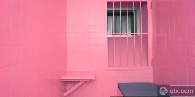 诺维奇效仿美国粉色监狱 改变更衣室颜色