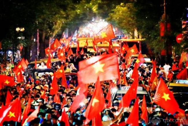 亚运会杀进四强！越南人民街头狂欢