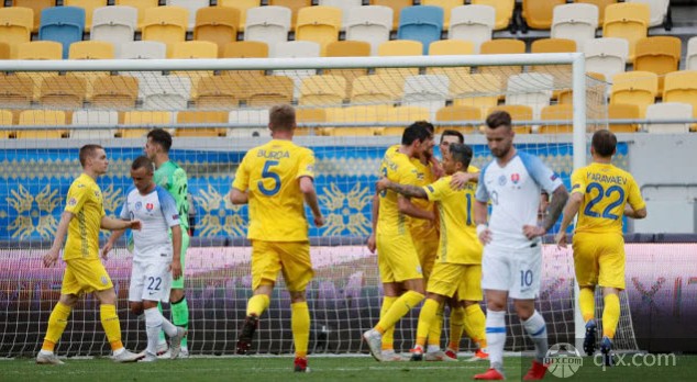 欧国联B1组乌克兰VS斯洛伐克战报 亚尔莫连科点球制胜乌克兰1-0斯洛伐克